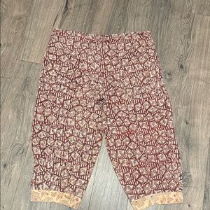Blu Nomad Red and Beige Patterned hippie boho pants size 2/medium